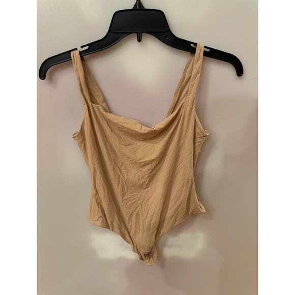 SKIMS Womens Fits Everybody Square Neck Bodysuit size large tan color - Picture 2 of 4